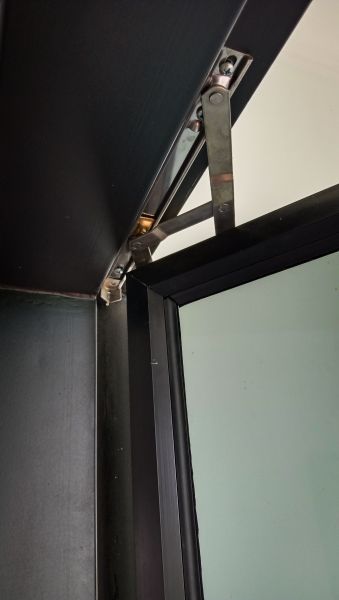 Pivot Window Replacement in Sugar Land